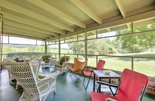 Lexington House | Stair-Free Lexington Home with Blue Ridge Mtn Views!