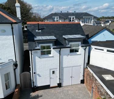 Mudeford House | Staithe End