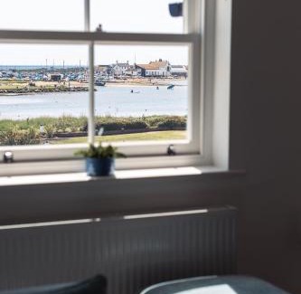 Mudeford House | Staithe End