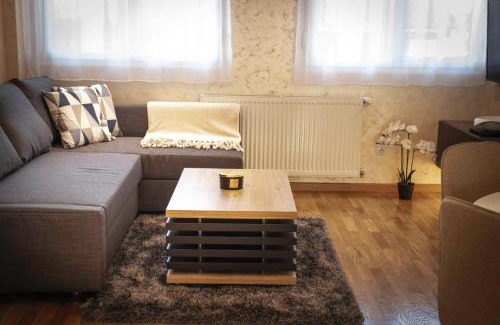 Loznica Apartment | Stan na dan u centru Loznice !