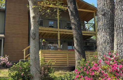 Piney House | Stan’s CozyCasual LakeHamilton MainChannel-Boat&Swim docks, FirePit, Kayaks