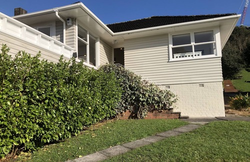Northcote House | Stand-alone house in quiet cul-de-sac, conveniently located & lovely views