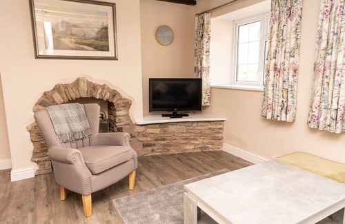 Langford Apartment | Standard Apartment Forge Room at Aldwick Estate