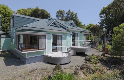 Yawatano Hotel | Standard Japanesestyle Cottage | Seasonal Colorf/Ito Shizuoka
