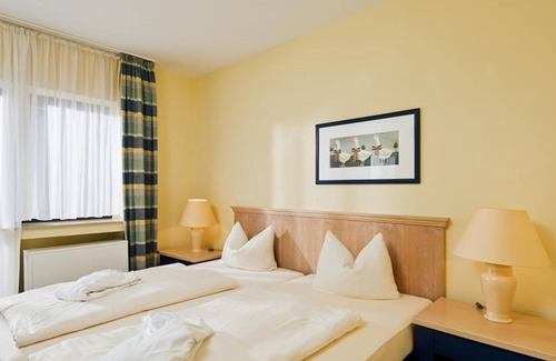 Eifel-Ferienpark Daun Apartment | Standard Room (Double) - Sporthotel Grafenwald