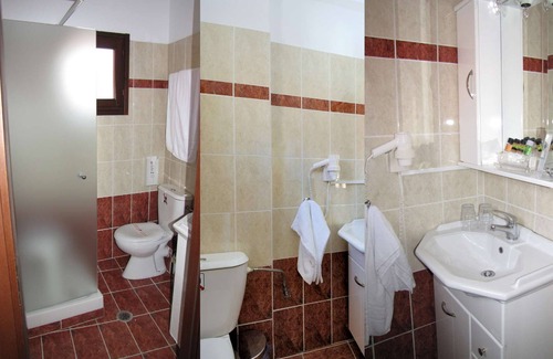 Kala Nera House | Standard room first floor for 2 adults+1 child pool view #2