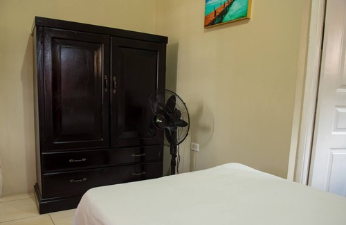 Priory Apartment | Standard Room @Hunny Bay Resort