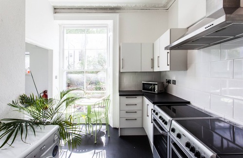 Clifton House | Standard Single Room with Shared Bathroom