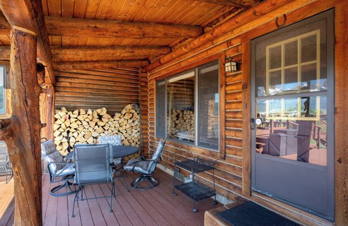 Stanley Cabin | Stanley House - Custom Log Home with Panoramic Sawtooth Mountain Views