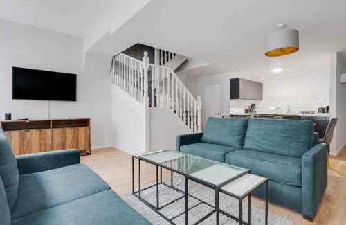 Liverpool City Centre Apartment | Stanley St Suites By GuestFirst