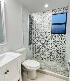 Liberty City Apartment | Stanza Hearth of Miami Design District and Wynwood, Parking, Laundry, Workstation, Fully equipped Apts, 24/7 Guest support #2