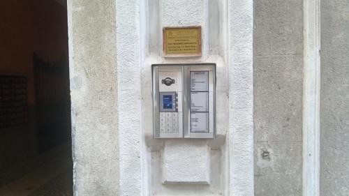 Tricolore House | Stanza privata con bagno nel centro di Milano