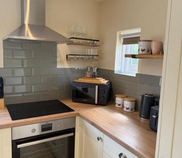 Burton House | Staple Cross Cottage