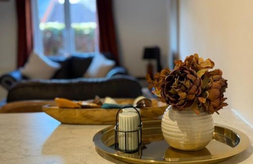 New Forest District House | Star Cottage - in the heart of the Town centre Ringwood, New Forest