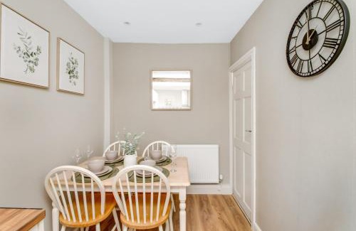 Slaithwaite House | Star Cottage, two mins walk to Slaithwaite