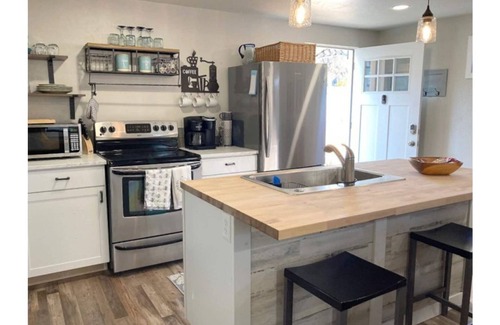 Southeast Boise Cottage | Star Guest Cottage by BSU * Downtown * Airport
