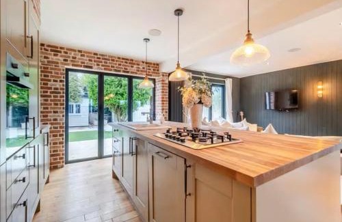 Holland-On-Sea House | Star of the Sea - Beach House
