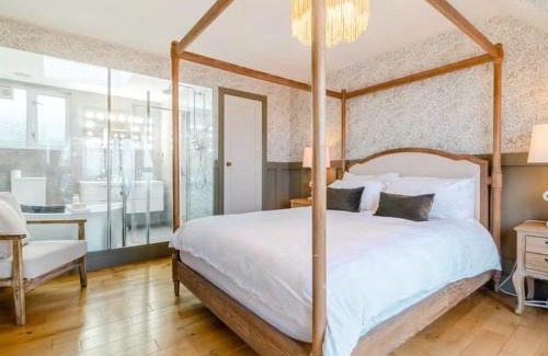 Holland-On-Sea House | Star of the Sea - Beach House