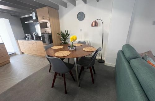Newlyn House | Starboard Cottage