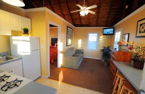 Wildwood Hotel | Stardust Motel