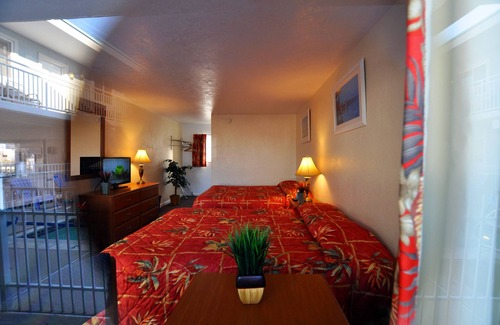 Wildwood Hotel | Stardust Motel