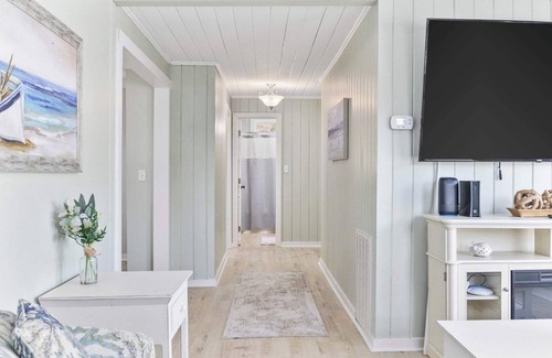Garden City Villa | Starfish Tails Retreat 3/2 By Beach Star