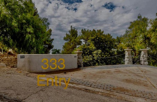 Calabasas House | STARGATE RESORT - Malibu