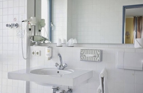 Hilden Hotel | Stargaze Forum Hotel