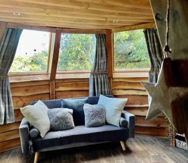 Monmouth House | Stargazer Cabin