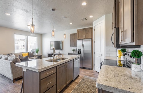 St. George Apartment | Stargazer Luxury Condo, Rooftop Views, Private Hot Tub