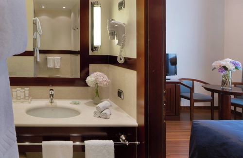 Historic Center Hotel | Starhotels Excelsior
