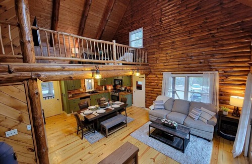 Center Ossipee Cabin | Starlight Cabin- Private Log Cabin 10 Acre Retreat