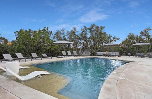 Canyon Lake House | Starlight Horizon 2 Cabins Hot Tub & Pool - Pet-Friendly Texas Hill Country Stay Near Canyon Lake Sleeps 12, Stargazing, Group Getaway