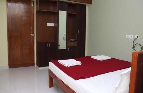 Manapakkam House | Starlight Hotels Chennai Trade Center