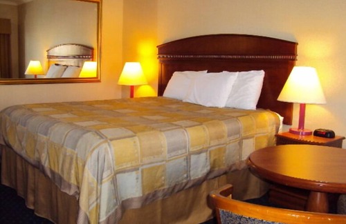 Twentynine Palms Hotel | Starlight Inn & Suites Motel 29 Palms Joshua Tree National Park