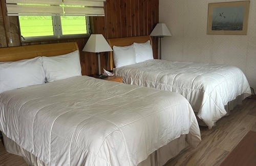 Bennington Hotel | Starlight Inn
