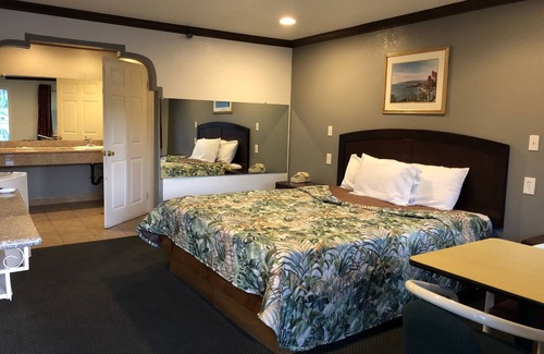 Los Angeles Hotel | Starlight Inn, Valley Blvd - Downtown LA