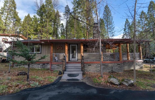 North Wawona House | Starlight Lodge