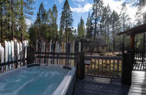 North Wawona House | Starlight Lodge
