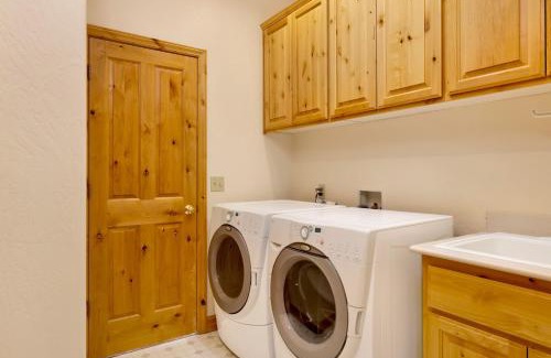 Castle Glen Estates House | Starlight Vistas-1524 by Big Bear Vacations