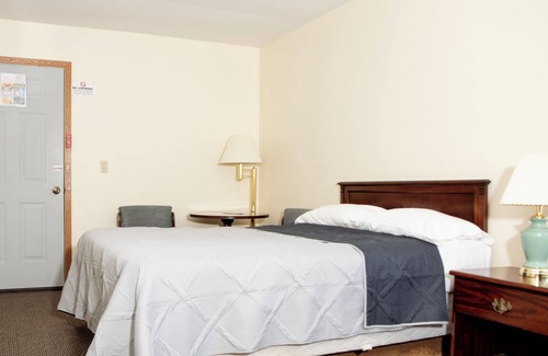 Wisconsin Dells Hotel | Starlite Motel