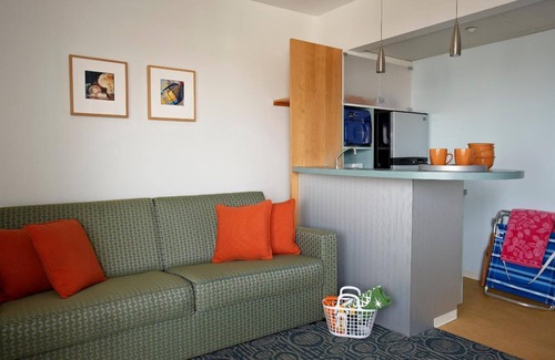 Wildwood Hotel | Starlux Hotel