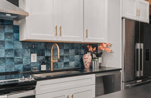 Arts District House | Starr Piano: Roxie Suite – Walk to Broadway!