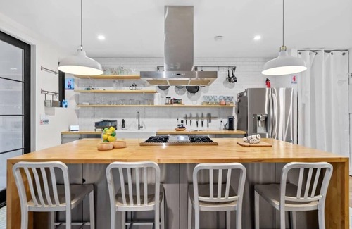 Bushwick Apartment | Starr Place I by RoveTravel | 2BR Duplex w/Patio