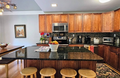 Sapphire Villa | Starr Sapphire Valley