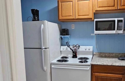 Eastpoint House | Starry Night Cottage Bayfront Pet Friendly Fenced Yard Sleeps 4