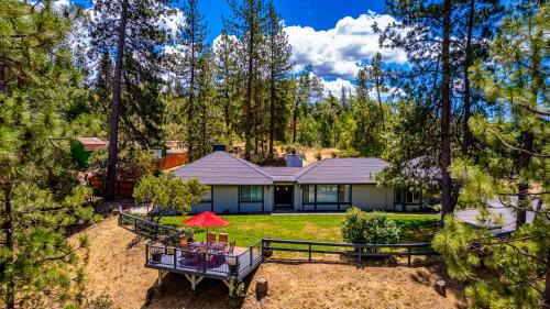Oakhurst House | Starry Pines- Hot Tub