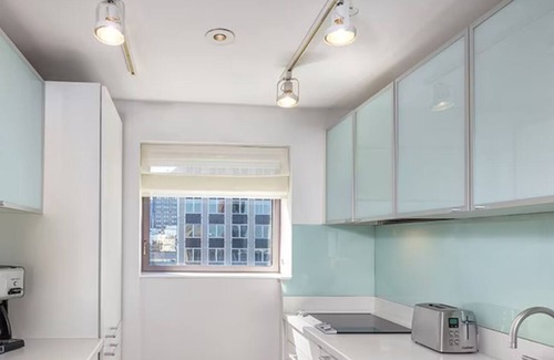 Midtown East Resort | Start the New Year off right.NYC! Midtown 45! 1 Bdrm Sleeps 4