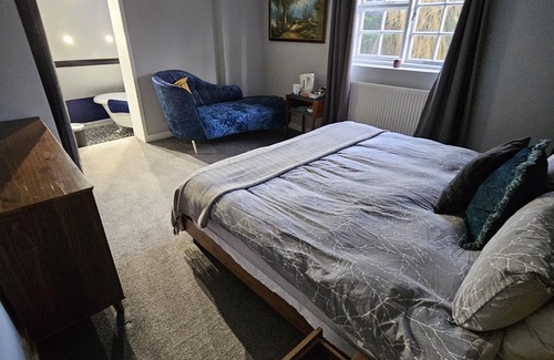 Tring Bed & Breakfast | Startop Farmhouse