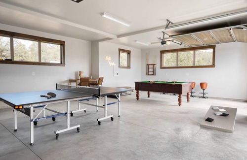 Powell Butte House | Starview at Brasada Ranch Resort by AvantStay Stunning Home w/ HotTub & Close To World Class Golf!